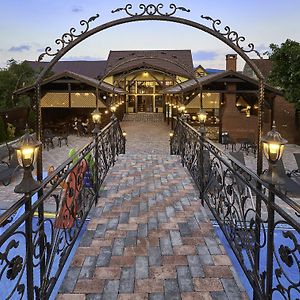 Resort Ambient